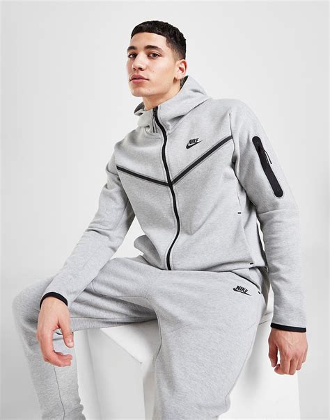 old grey nike tech fleece